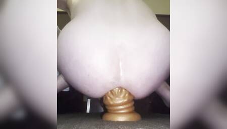 Love riding this 16" Tapered Silicone Toy! 4k!