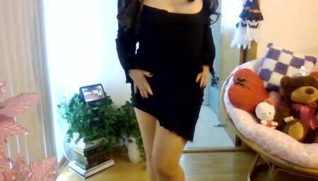 Married Guy Can't Resist Fucking His Attractive Asian Coworker