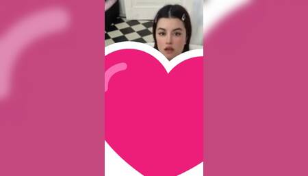 Steamy bath time vibes care to join?????