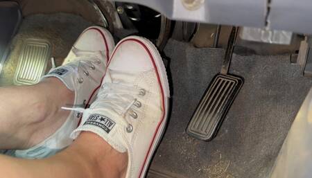 Driving An Old 5-Speed