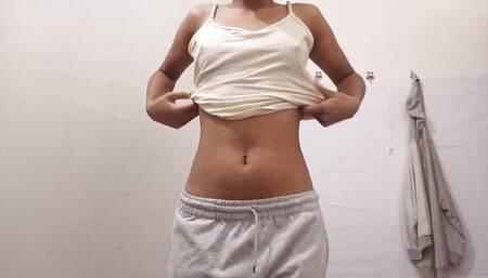 19 Year Old Teen Queen Gets Naked For You