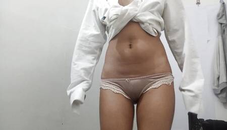 She brunette strip
