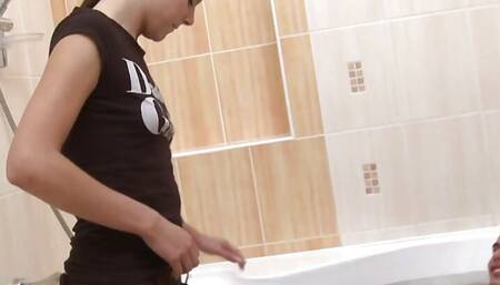 experienced milf brown haired slut gets her pussy fucked by