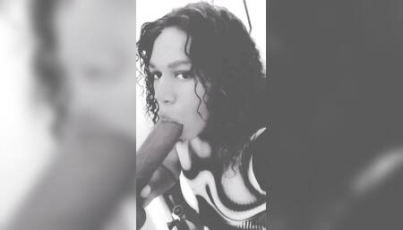 Ebony trans Sucking Realistic dildo
