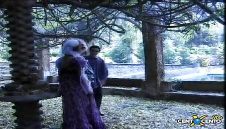 The hot girl (film with dialogues in Italian)