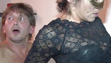 Better the pussy than the ball, film with dialogue in Italian