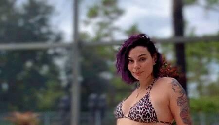 Au Naturale (Poolside Foot Worship) ft Goddess Fina 1080p HD QUALITY