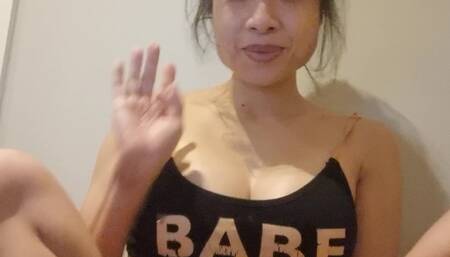 Me lotioning my body so you can see all of it????