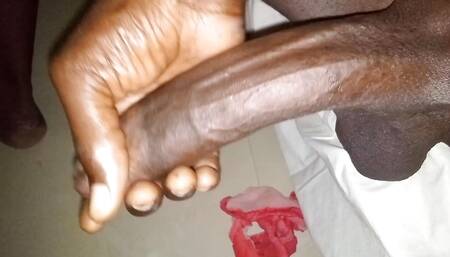 Lonely Londiq masterbate and cum