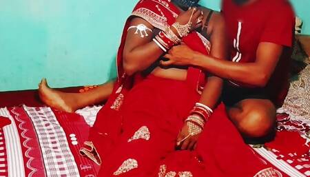 Usha bhabhi ne aapne devar k sath suhagrat manaya