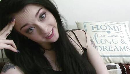 Tattooed Alessa Savage gets a warm load in her mouth from