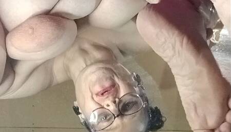 Mirrored MILF Gets All That Cummy Sil