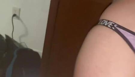 Homemade CD Show off Bigass at Motel