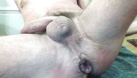 Brutal anal prostate pounding milks out 6 cum squirts in 6 mins