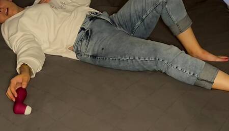 Masturbation Bed Clit Rubbing Satisfyer Multiple Orgasms Hot Wet Horny Trembling Moaning Driving Clyde Crazy