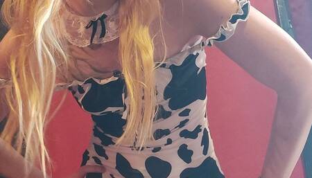 FemDom Cow Queen gives verbally humiliating JOI and CEI