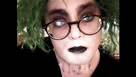 Freaky Punk Sissy