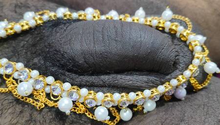 Stepmom handjob to his stepson small dick with jewellery