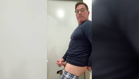 So Horny, I Rushed Home From Work and Jerked off in the Wc While Still Dressed!