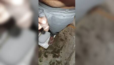 Desi desi boy video with girls in rooms