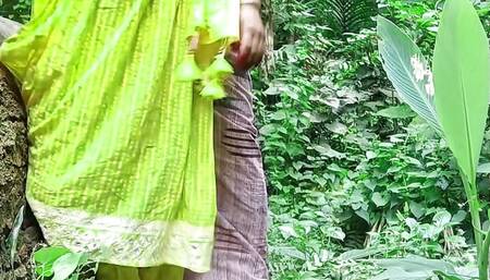 Indian Neighbor Bhabhi Jungle Fucked.