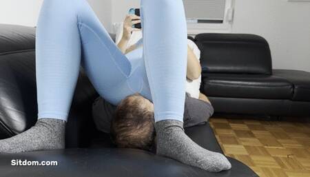 Facesitting is the Best Way to Ignore Your Partner