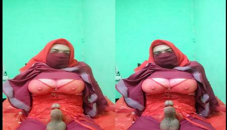Elisya Amateur In Niqab Clothes Hijab Masturbates To Squirting Orgasm Hard