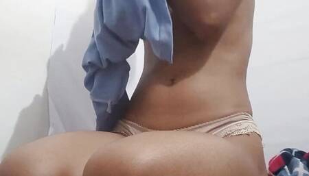 Girl alone sex under the bad