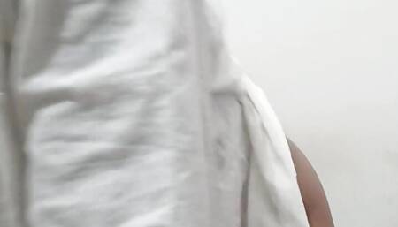 18 year young girl tries out her older stepsister big sex toy