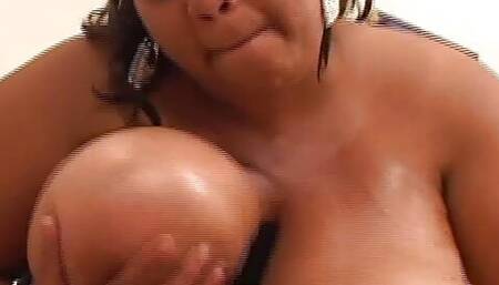 Skinny Man Mounts Chubby Girl