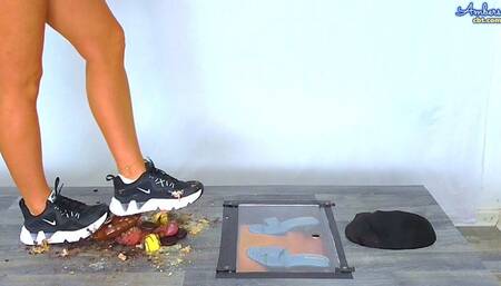 Candy Crush 1: Cum Under My Black Nike RZY 365 Summits - Hip Cam - 98HC