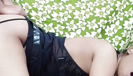 indian bhabhi get fucked his husband at home in doggy style cum inside pussy