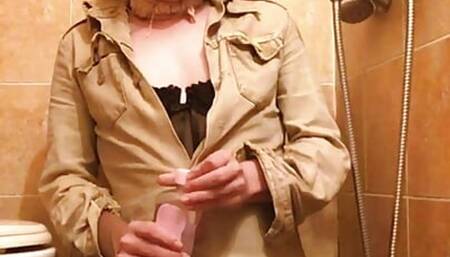 Amateur Crossdresser Tease