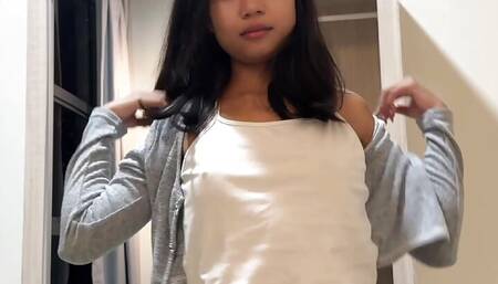 FIRST CREAMPIE of 18 years old Asian amateur