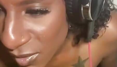 HandsFree Masturbation Neon Green Fishnets