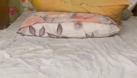 Horny Nurse Exam Herself and Cum 20 Times During Night Shift