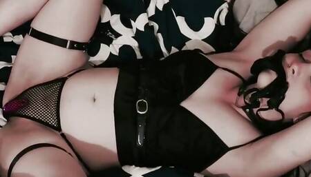 I Love Being Tied up and Vibed