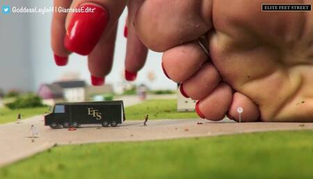 Attack Of The 50 Foot Woman Ft Leyla Hardy