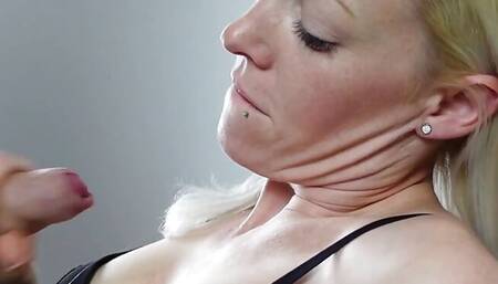 Now There Is No Turning Back! Filmed for the First Time While Giving a Blowjob and Then This!