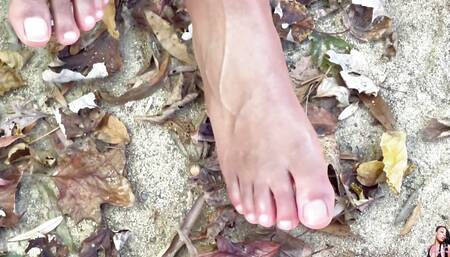 Step-mommy Shows off Her Feet While Outdoors