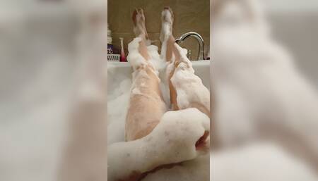 Solo Masturbation in bathtub