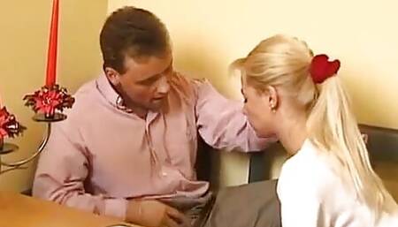 Dinner makes me hungry