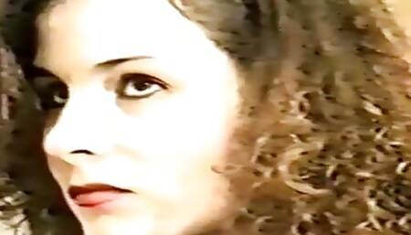 Amateur woman spanked at the hairdresser