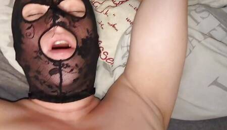 She was so itchy that she needed her sex toy Part 1