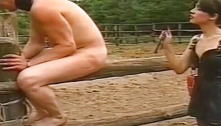 Bizarre life of two slaves