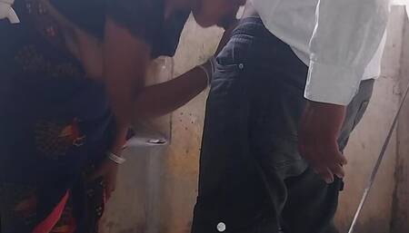 Pooja Bhabhi Coming Bathroom Hard Blowjob Fucking