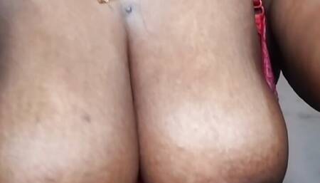 desi indian girl ass fucking her self......big boobs and nipples