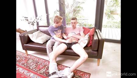 twynkworld 6K gay porn - Monster cock fucks small little twink boy in his ass
