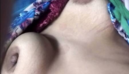Bhabhi live boobs breastfeeding hindi sex hot porn Indian videos