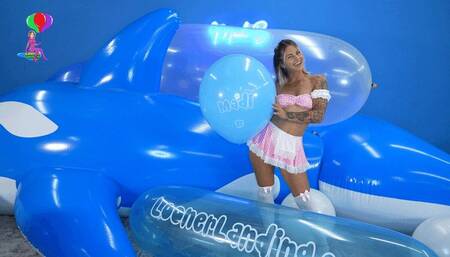Madi B Blue-White Custom Print Mass Pop 4K (3840x2160) Balloon Fetish